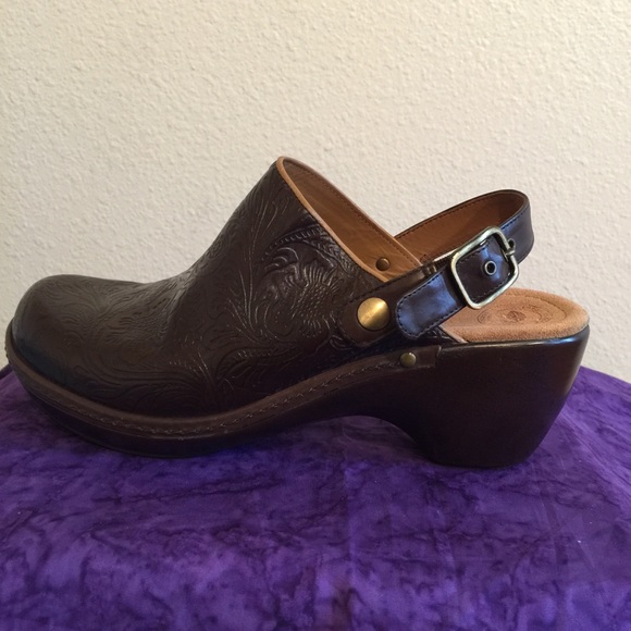 Nurture Clogs by Lamaze - Picture 7 of 8